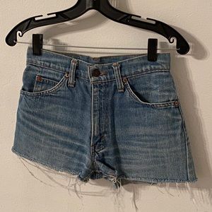 Vintage LEVI’S Shorts